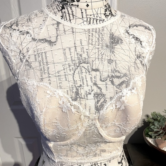 Lace Crochet Keyhole Cutout Floral Vintage y2k Coquette Bandeau bralette bustier - Picture 2 of 8